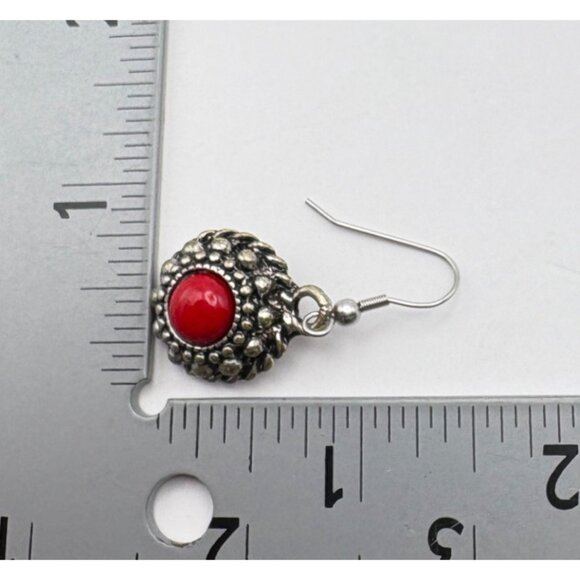 Vintage Silver Tone Red Dangle Earrings Faux Stone Ornate Frame Retro Elegant - Picture 3 of 6